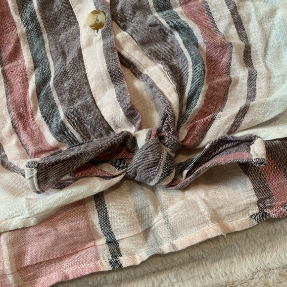 Striped Button Down Blouse - Picture 4 of 4